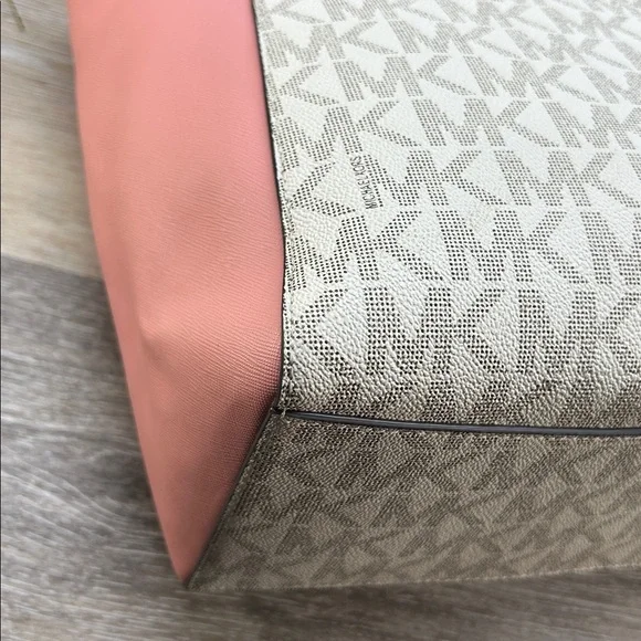 Michael Kors Pink and Beige Tote Bag - Picture 12 of 15